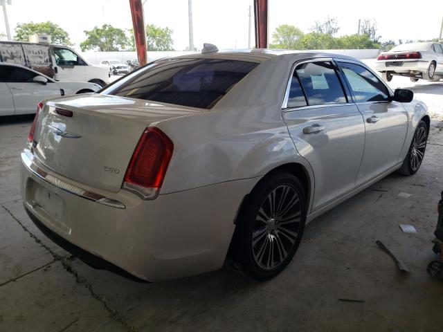 Photo 4 from auction – 2016 CHRYSLER 300 LIMITE with VIN 2C3CCAAG0GH212753