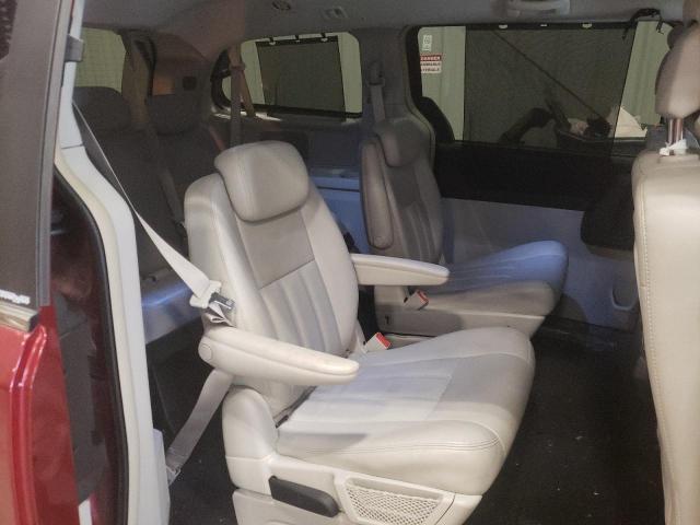 Photo 6 from auction – 2010 CHRYSLER TOWN & COU with VIN 2A4RR8DXXAR451876