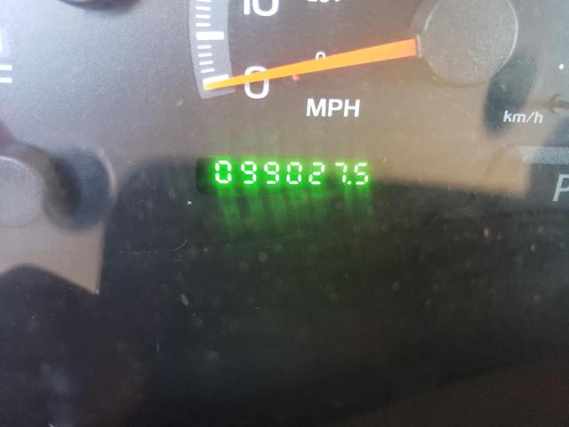 Photo 8 from auction – 2000 FORD EXPEDITION with VIN 1FMRU1560YLA05087