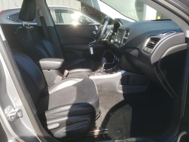 Photo 5 from auction – 2017 JEEP COMPASS LA with VIN 3C4NJDBB8HT680138