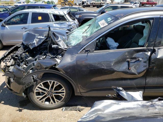 Photo 9 from auction – 2020 FORD ESCAPE SEL with VIN 1FMCU0H69LUA61186