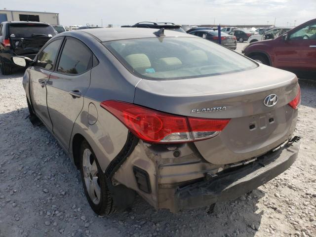 Photo 3 from auction – 2012 HYUNDAI ELANTRA GL with VIN 5NPDH4AEXCH133769
