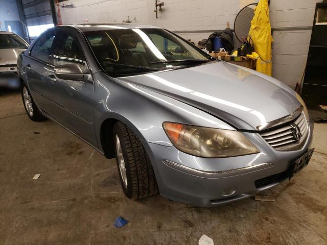 ACURA RL 2005 with VIN JH4KB16545C010790 - Photo from auction