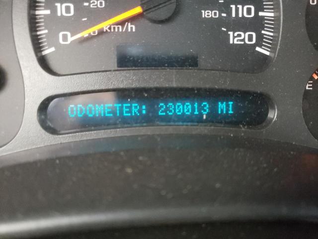 Photo 8 from auction – 2004 CHEVROLET SILVERADO with VIN 1GCEC19T74Z143643