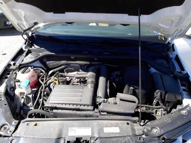 Photo 7 from auction – 2017 VOLKSWAGEN JETTA SE with VIN 3VWDB7AJ3HM305140