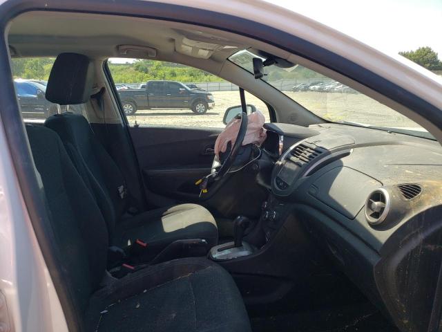 Photo 5 from auction – 2016 CHEVROLET TRAX LS with VIN KL7CJKSB1GB582125