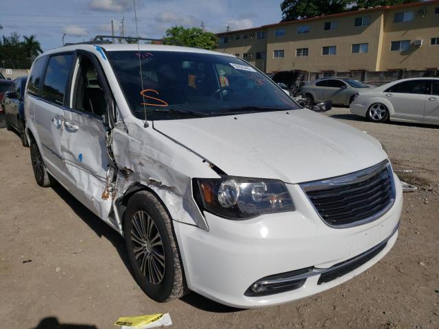 CHRYSLER TOWN & COU 2014 with VIN 2C4RC1HG9ER189511 - Photo from auction