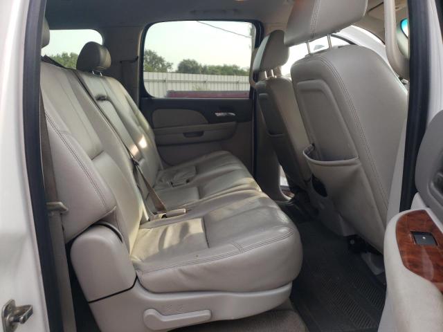 Photo 6 from auction – 2008 CHEVROLET SUBURBAN C with VIN 1GNFC16098R130582
