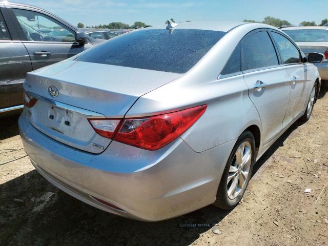 Photo 4 from auction – 2011 HYUNDAI SONATA SE with VIN 5NPEC4AC8BH305104
