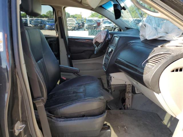 Photo 5 from auction – 2012 CHRYSLER TOWN & COU with VIN 2C4RC1BG0CR277840
