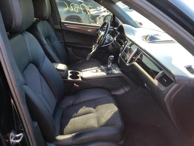 Photo 5 from auction – 2017 PORSCHE MACAN with VIN WP1AA2A58HLB81140