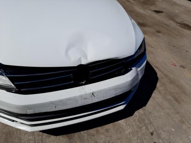 Photo 9 from auction – 2017 VOLKSWAGEN JETTA SE with VIN 3VWDB7AJ3HM305140