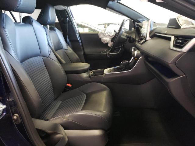 Photo 5 from auction – 2019 TOYOTA RAV4 XSE with VIN JTMEWRFV3KD512455
