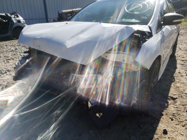 Photo 9 from auction – 2017 FORD FOCUS ST with VIN 1FADP3L94HL345170