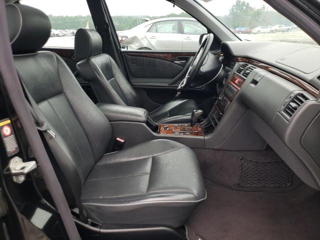 Photo 5 from auction – 2001 MERCEDES-BENZ E 320 with VIN WDBJF65J81B214908