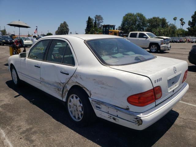 Photo 3 from auction – 1998 MERCEDES-BENZ E 320 with VIN WDBJF65F7WA536707