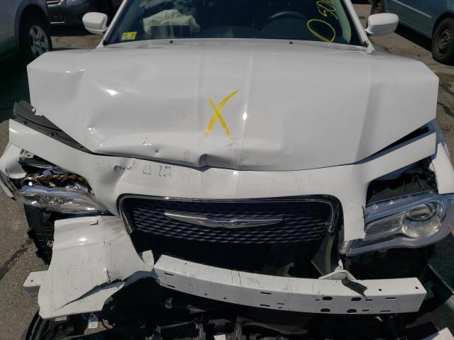 Photo 7 from auction – 2016 CHRYSLER 300 LIMITE with VIN 2C3CCARG1GH262274
