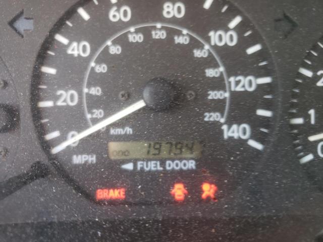 Photo 8 from auction – 2000 TOYOTA CAMRY CE with VIN 4T1BG22K5YU996149