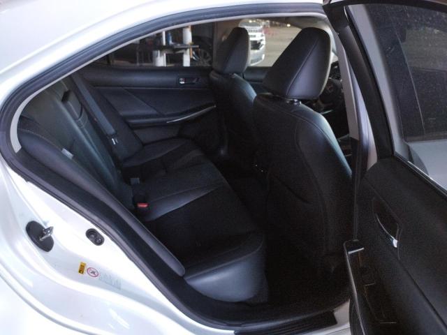 Photo 6 from auction – 2016 LEXUS IS 300 with VIN JTHCM1D25G5008111