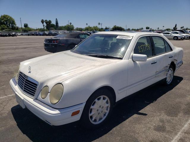 Photo 2 from auction – 1998 MERCEDES-BENZ E 320 with VIN WDBJF65F7WA536707