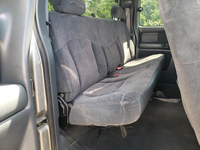 Photo 6 from auction – 2001 CHEVROLET SILVERADO with VIN 1GCHK29131E275600
