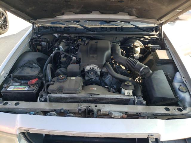 Photo 7 from auction – 2004 MERCURY GRAND MARQ with VIN 2MEFM75W44X620876