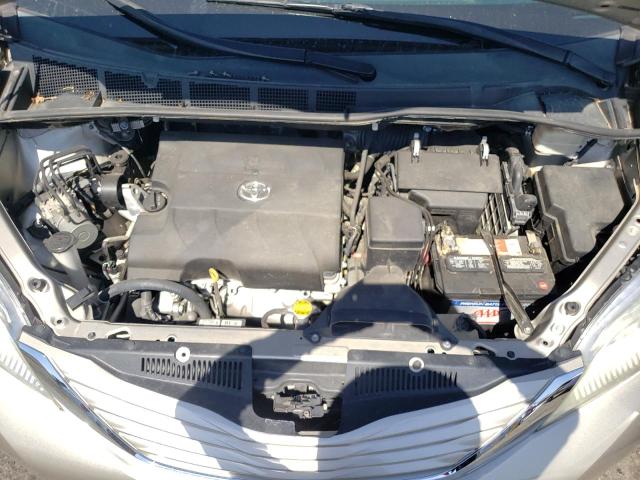 Photo 7 from auction – 2015 TOYOTA SIENNA LE with VIN 5TDKK3DC0FS670355