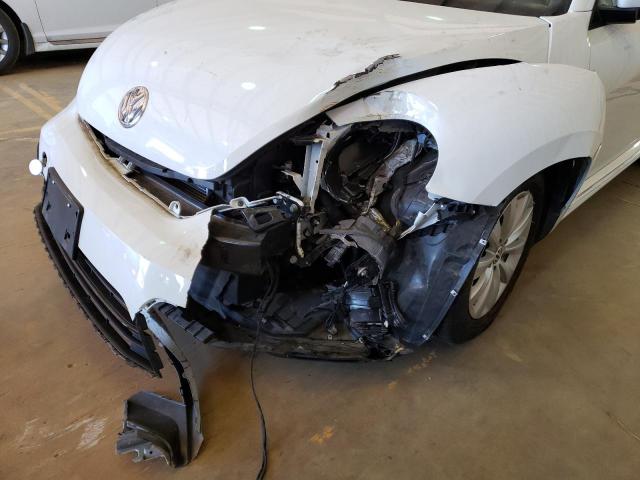 Photo 9 from auction – 2019 VOLKSWAGEN BEETLE S with VIN 3VWFD7AT2KM707193