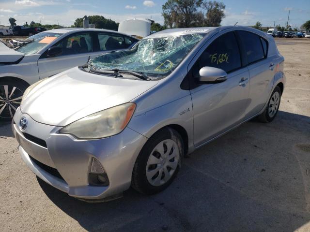 Photo 2 from auction – 2013 TOYOTA PRIUS C with VIN JTDKDTB32D1555229