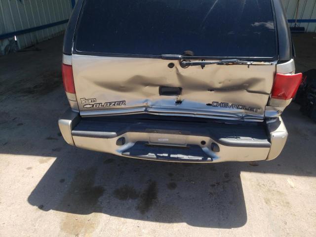 Photo 9 from auction – 2001 CHEVROLET BLAZER with VIN 1GNDT13W112124774