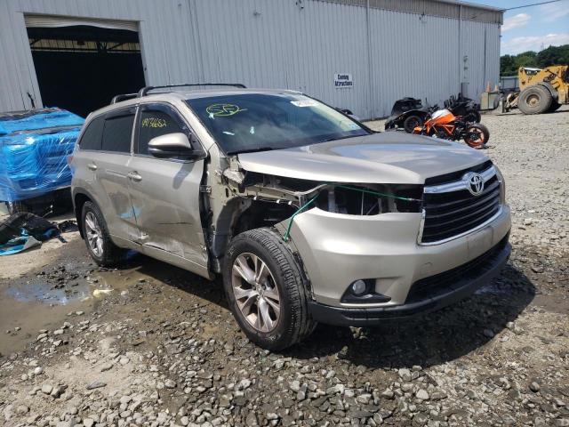 TOYOTA HIGHLANDER 2015 with VIN 5TDBKRFHXFS147887 - Photo from auction
