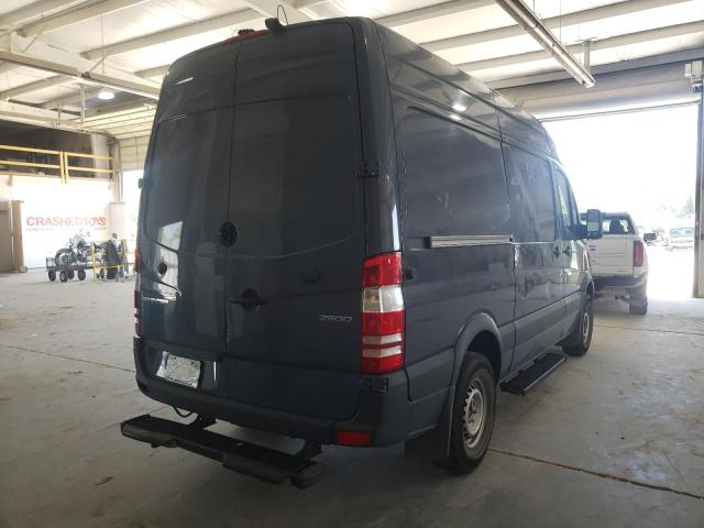 Photo 4 from auction – 2018 MERCEDES-BENZ SPRINTER with VIN WD3PE7CD2JP635019