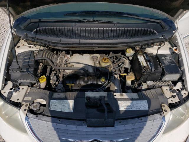 Photo 7 from auction – 2001 CHRYSLER TOWN & COU with VIN 2C8GP64L71R348899