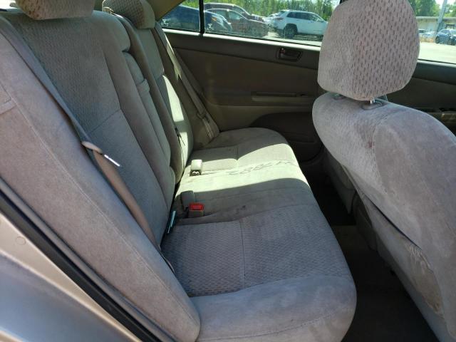Photo 6 from auction – 2004 TOYOTA CAMRY LE with VIN 4T1BE32K14U830412