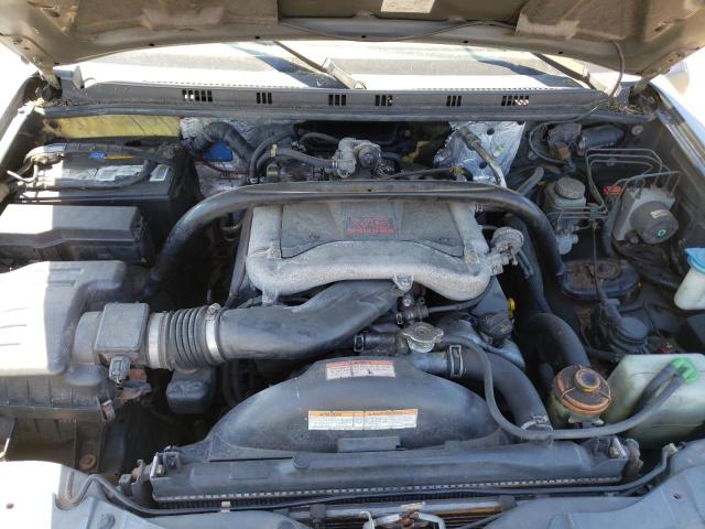 Photo 7 from auction – 2004 SUZUKI XL7 EX with VIN JS3TX92V044112237