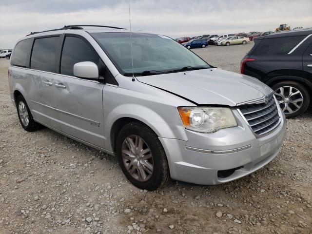 CHRYSLER TOWN & COU 2010 with VIN 2A4RR5D12AR279496 - Photo from auction