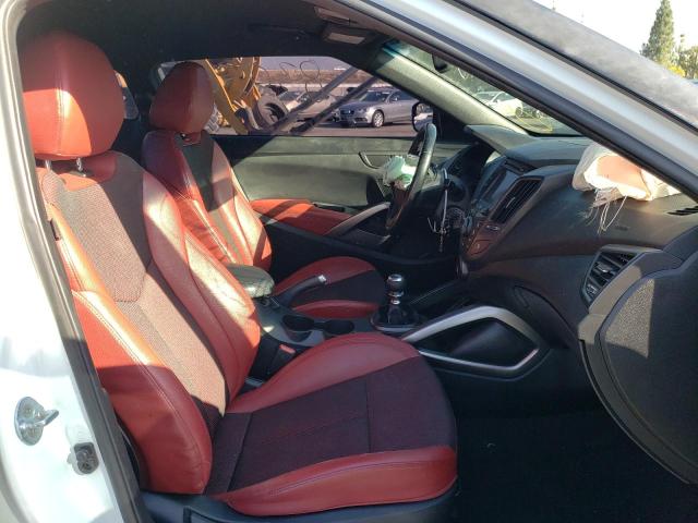 Photo 5 from auction – 2016 HYUNDAI VELOSTER T with VIN KMHTC6AE6GU289014