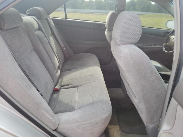 Photo 6 from auction – 2002 TOYOTA CAMRY LE with VIN 4T1BE32K32U104967