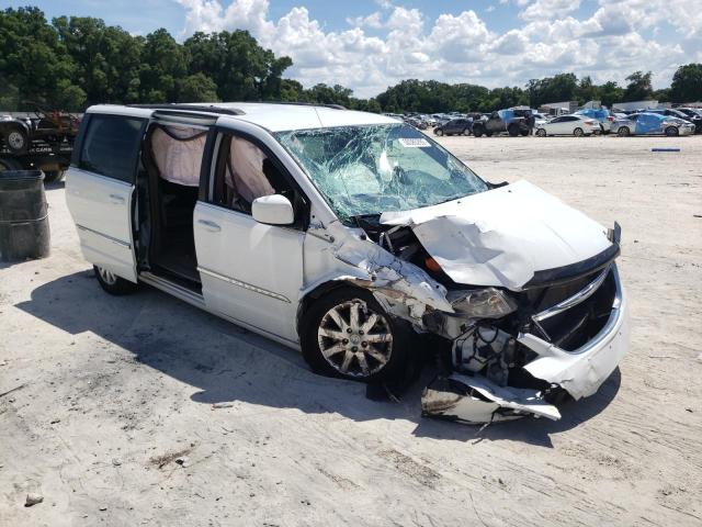 Photo 1 from auction – 2016 CHRYSLER TOWN & COU with VIN 2C4RC1BGXGR245337