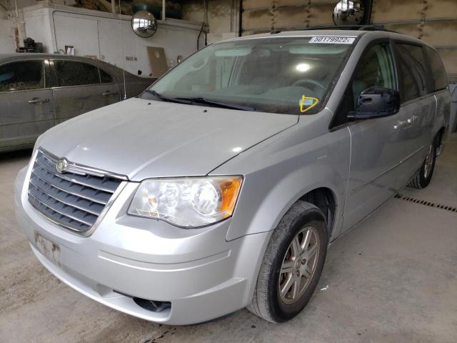 Photo 2 from auction – 2010 CHRYSLER TOWN & COU with VIN 2A4RR5D19AR137789