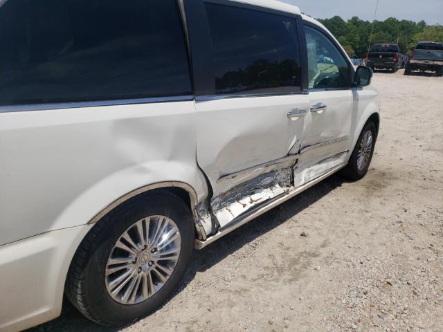 Photo 9 from auction – 2011 CHRYSLER TOWN & COU with VIN 2A4RR6DG3BR746937