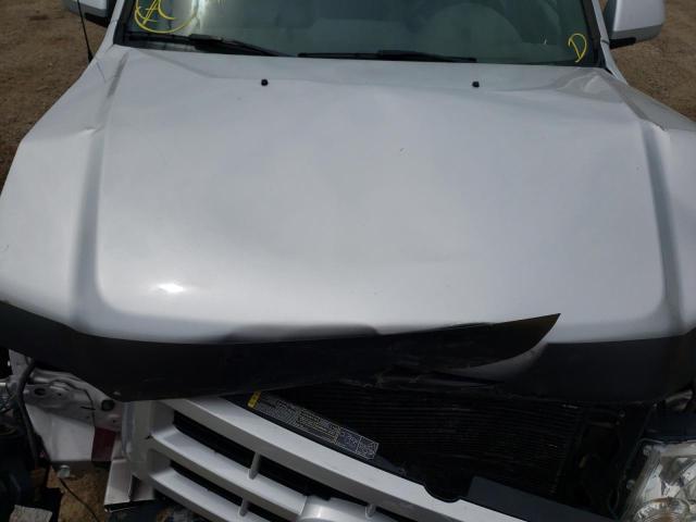 Photo 7 from auction – 2008 FORD ESCAPE LIM with VIN 1FMCU94128KA84617