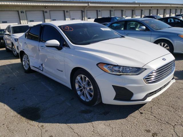 FORD FUSION SE 2019 with VIN 3FA6P0LU1KR262834 - Photo from auction