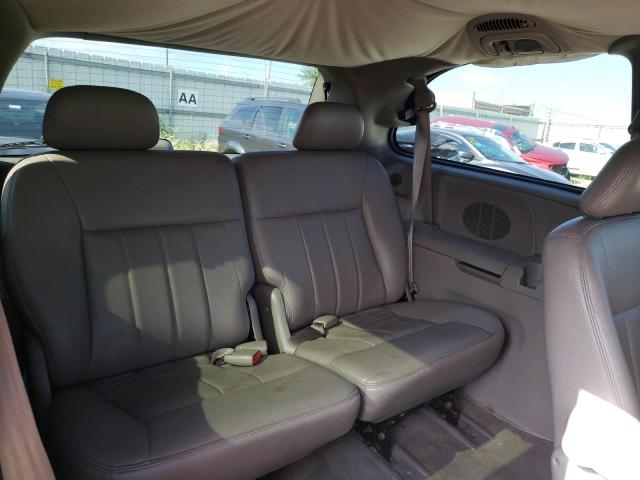 Photo 9 from auction – 2003 CHRYSLER TOWN & COU with VIN 2C8GP54L93R321698