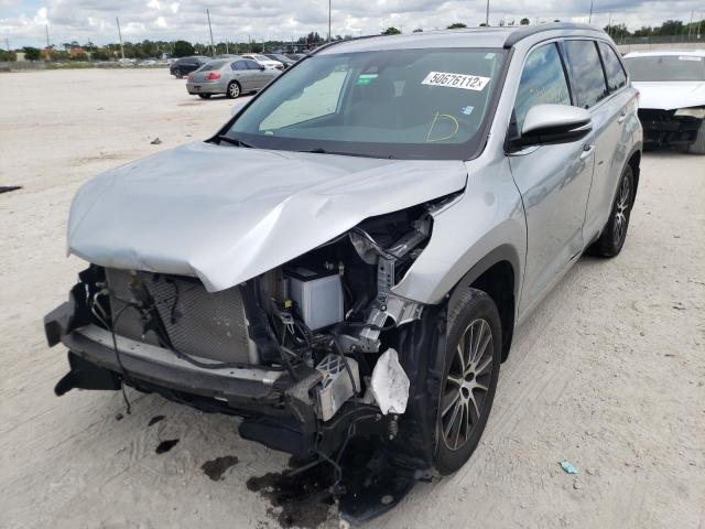 Photo 2 from auction – 2018 TOYOTA HIGHLANDER with VIN 5TDJZRFH9JS562134