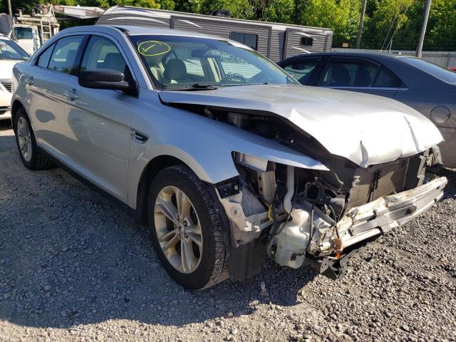FORD TAURUS SE 2015 with VIN 1FAHP2D89FG199355 - Photo from auction