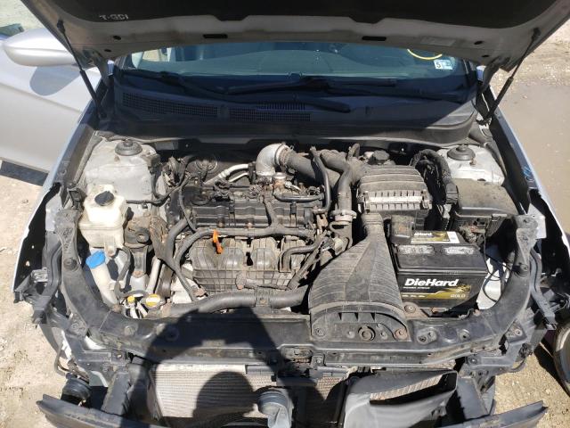 Photo 7 from auction – 2011 HYUNDAI SONATA SE with VIN 5NPEC4AB9BH214012
