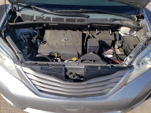 Photo 7 from auction – 2011 TOYOTA SIENNA XLE with VIN 5TDYK3DC9BS131124