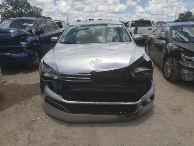 Photo 9 from auction – 2015 VOLKSWAGEN PASSAT SE with VIN 1VWBV7A33FC072486