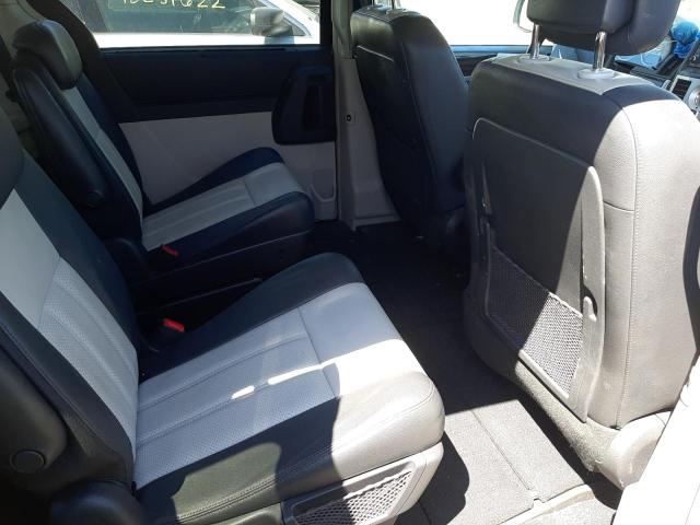 Photo 6 from auction – 2010 CHRYSLER TOWN & COU with VIN 2A4RR5D10AR286690